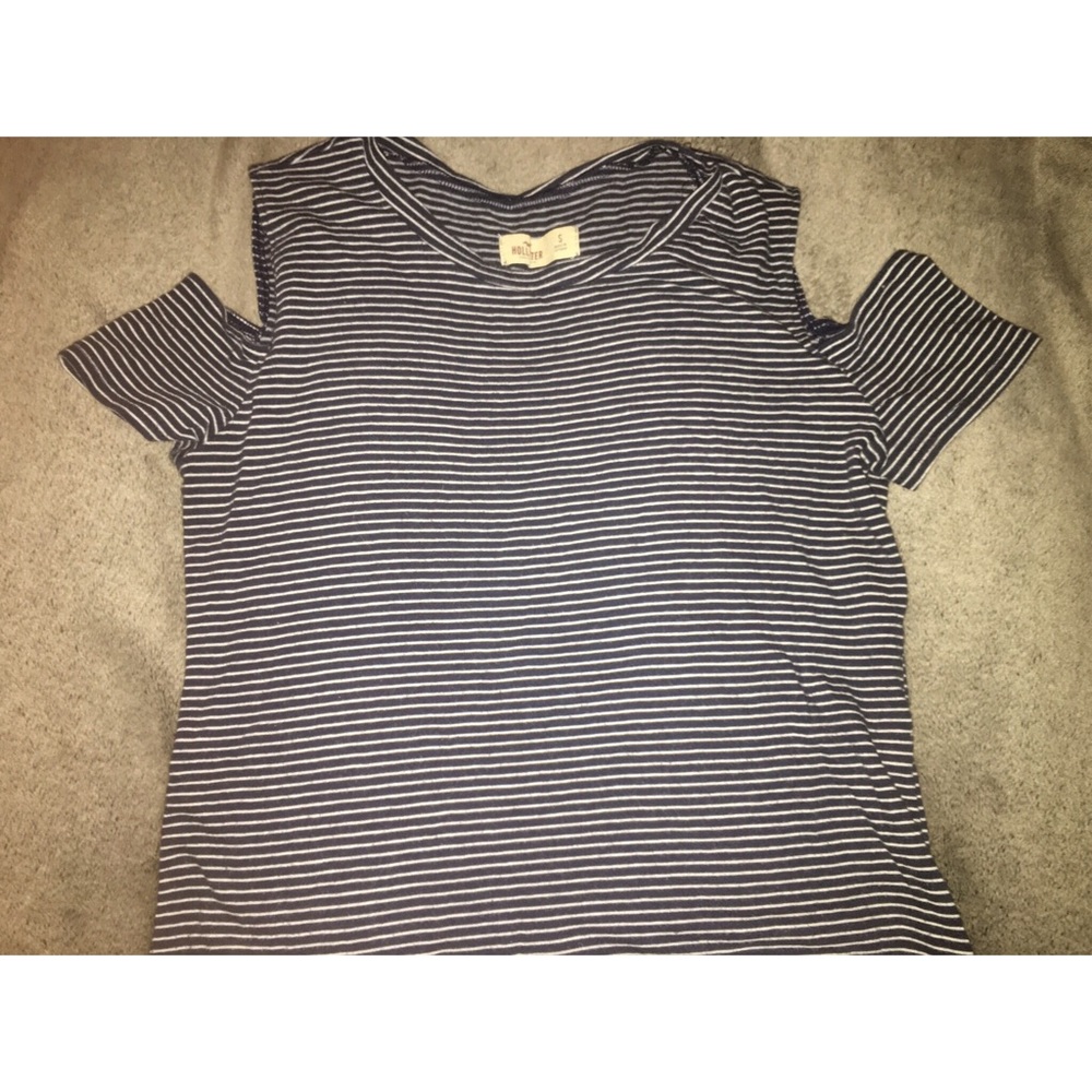 hollister crop top
